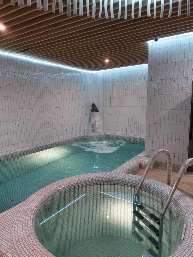Leon Hotel ลวีฟ ภายนอก รูปภาพ